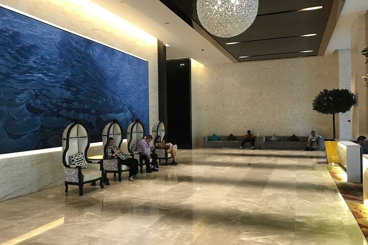 Hotel 3 of 93