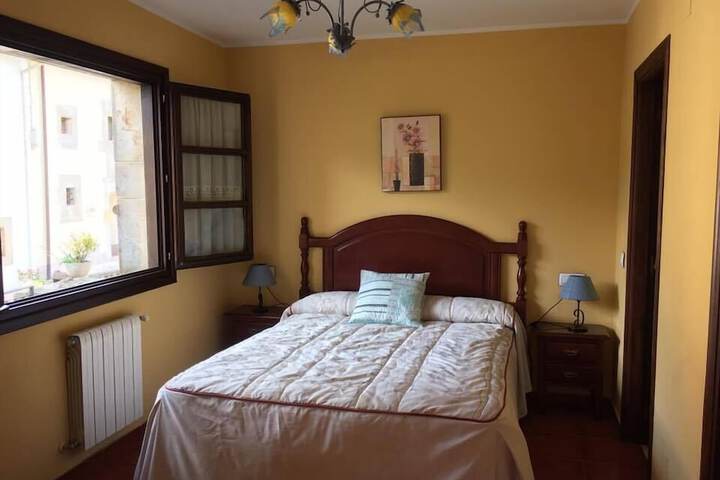 Room 8 of 37
