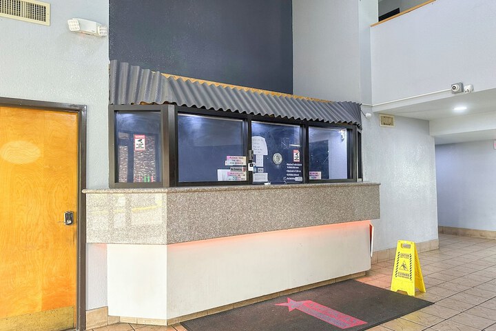 Hotel Interior 10 of 58