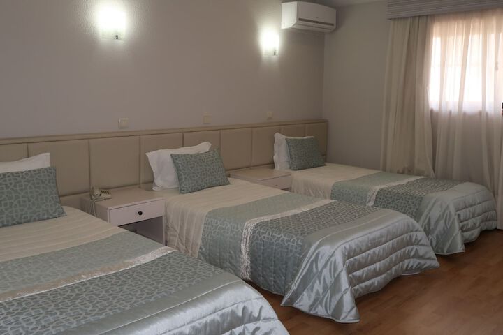 Room 15 of 36