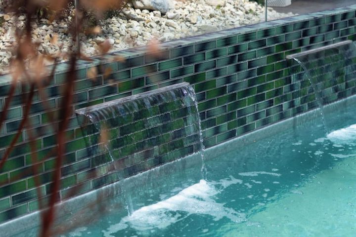 Pool 38 of 119