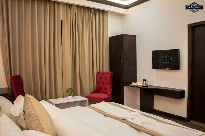 Room 7 of 20