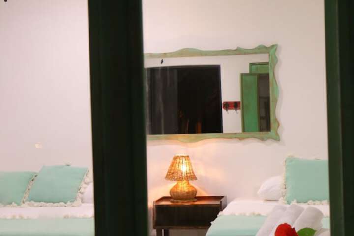 Room 70 of 234