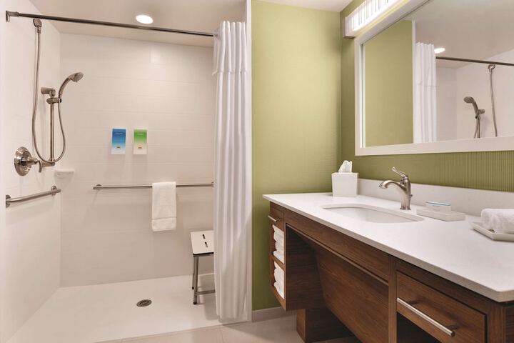 Bathroom shower