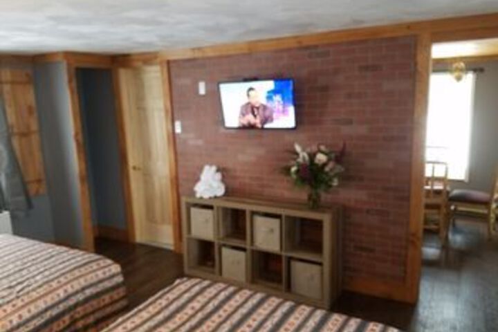 Room 15 of 18