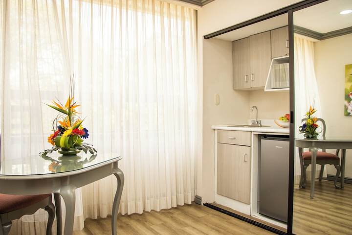 Private kitchenette