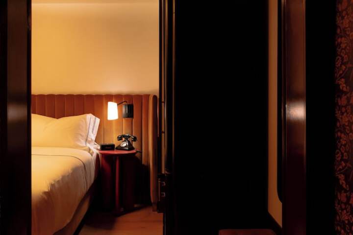 Room 13 of 81