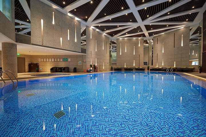 Pools & Facilities