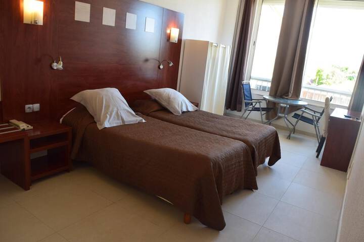 Room 9 of 52