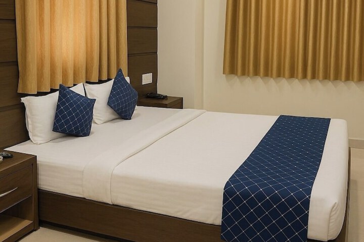 Room 18 of 25