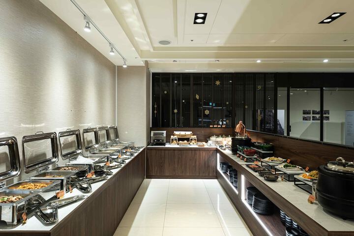 Dining 134 of 145