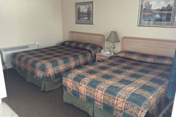 Room 8 of 14