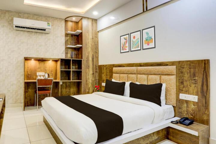 Super Townhouse Model Town Rohtak Formerly Hotel Tathastu