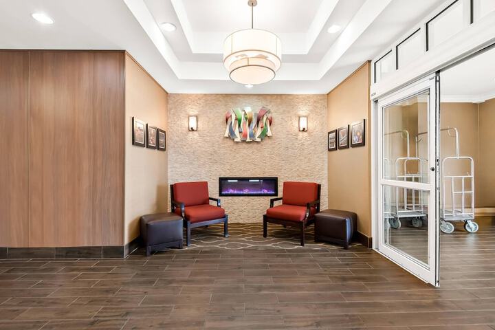 Guest Lobby