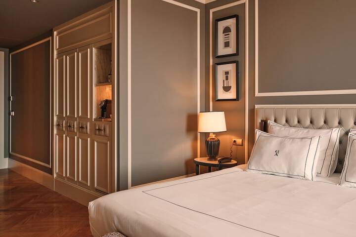 Room 47 of 158