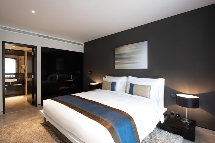 Room 56 of 254