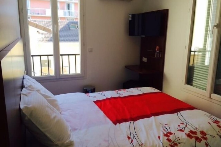 Room 7 of 41