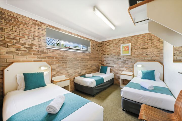 Room 8 of 23