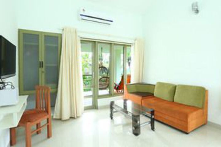 Room 43 of 53