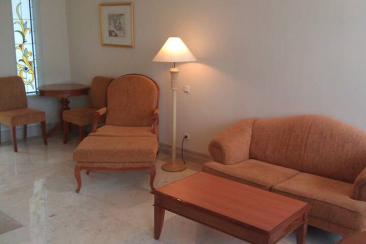 Room 5 of 42