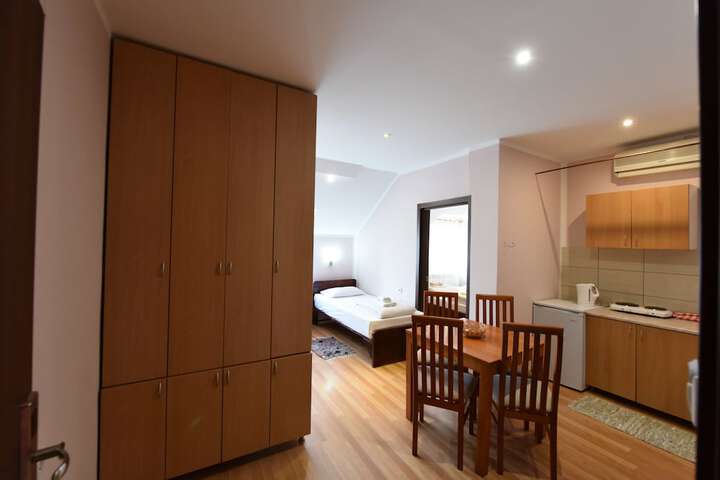 Room 39 of 68