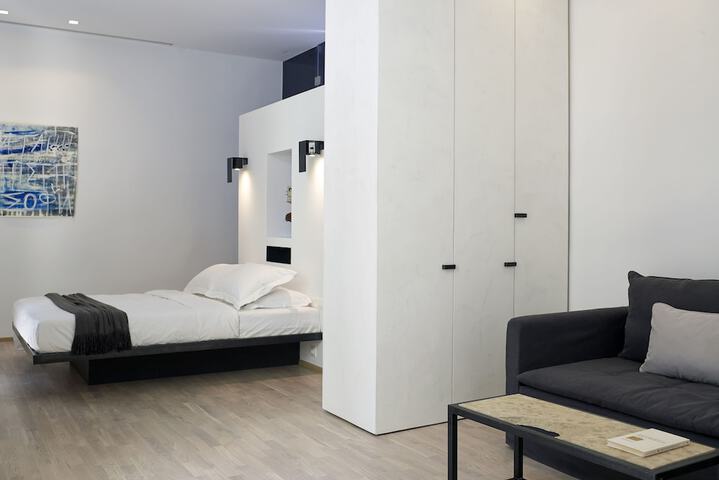 Room 13 of 71