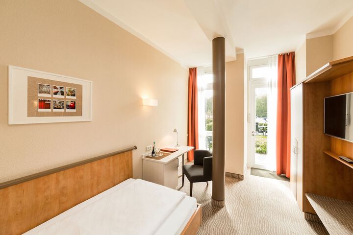 Room 10 of 58