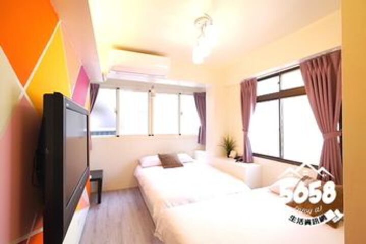 Room 25 of 118