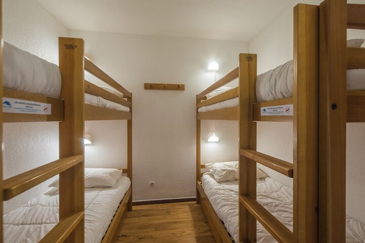 Room 7 of 69