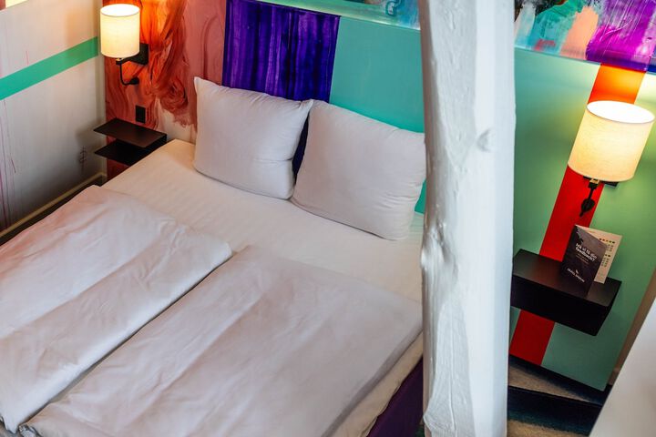 Room 20 of 53