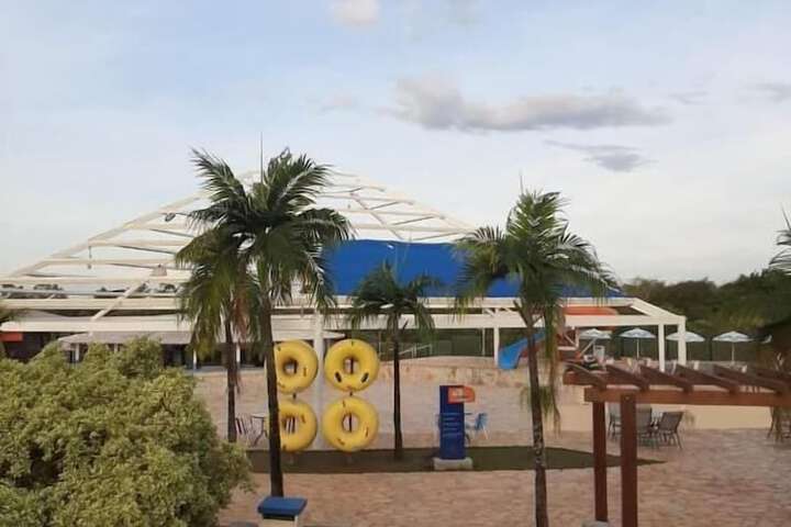 Pool 12 of 30
