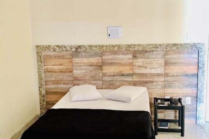 Room 7 of 98