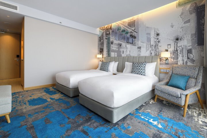Room 8 of 39