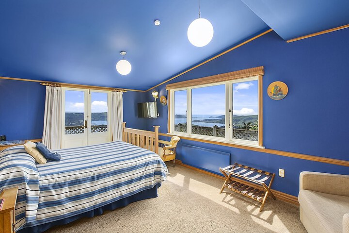 Room 10 of 39