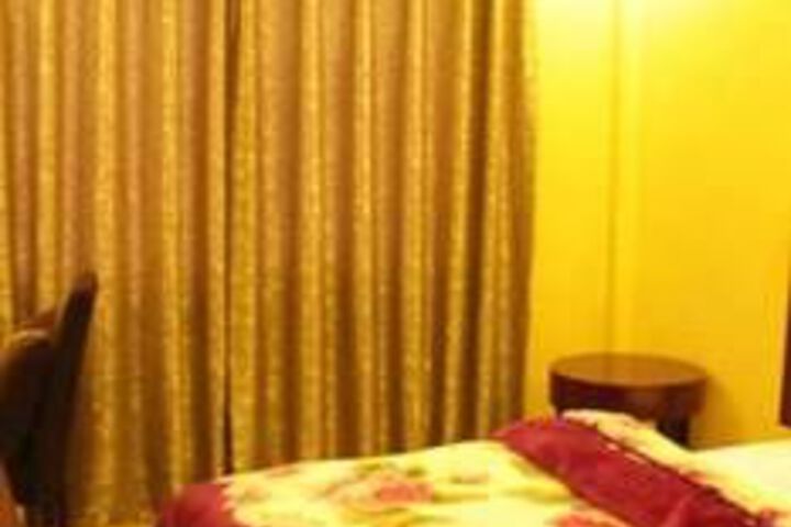 Room 24 of 62