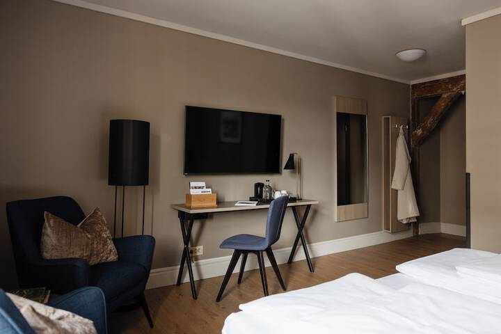 Room 41 of 107