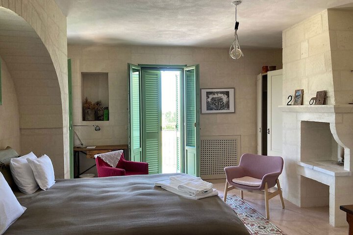 Room 17 of 189