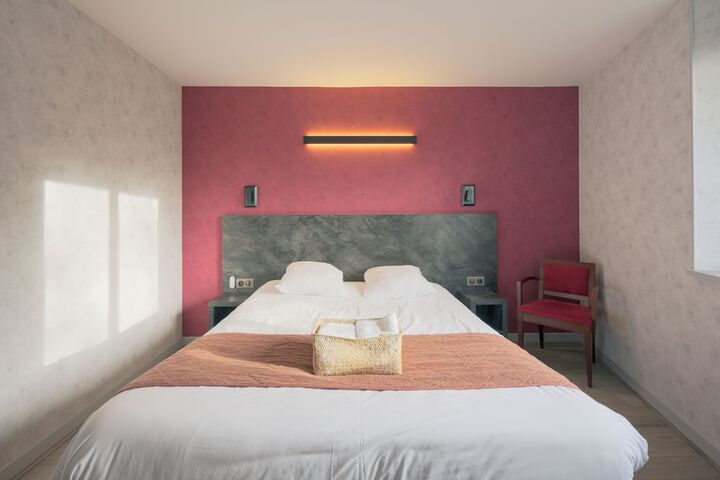 Room 13 of 51