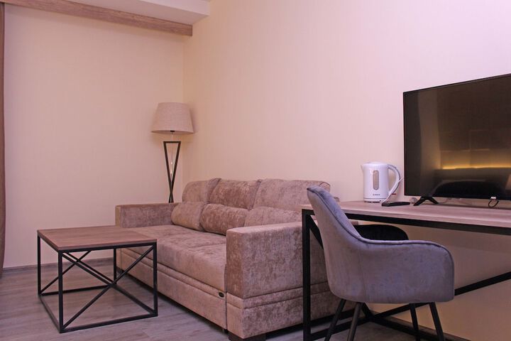 Room 2 of 14
