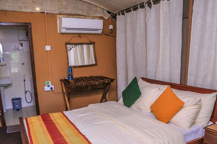 Room 2 of 13