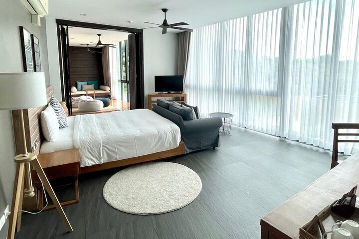 Room 26 of 133