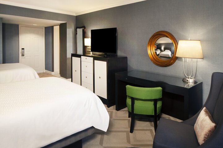 Room 10 of 92