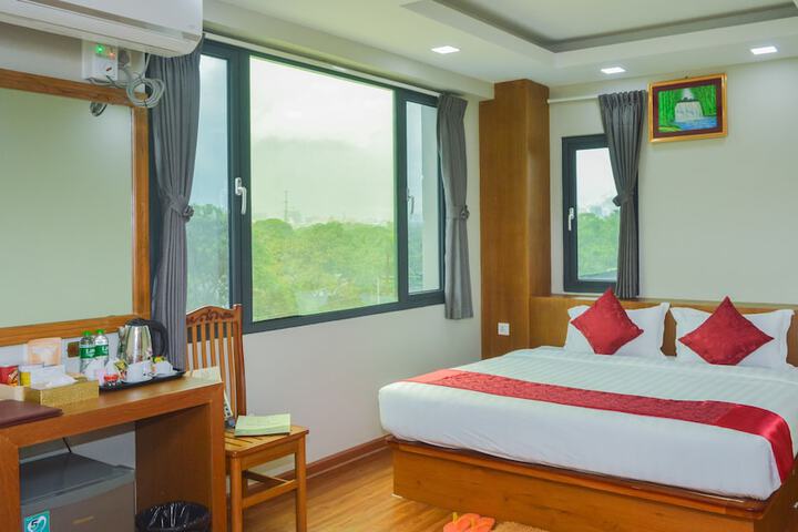 Room 14 of 34