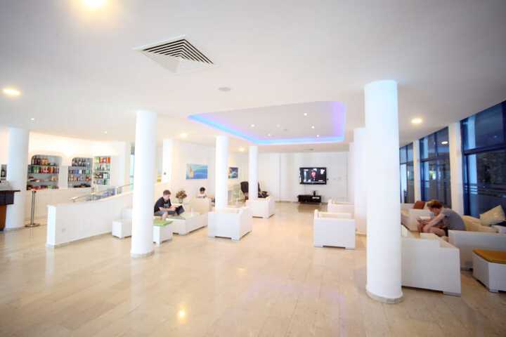 Hotel Interior 4 of 66