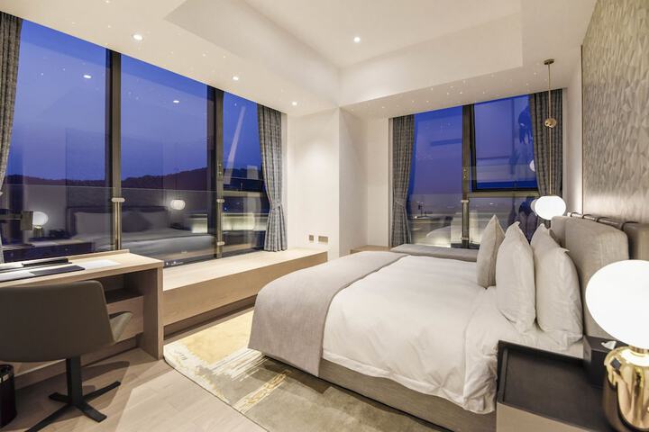 Room 41 of 84