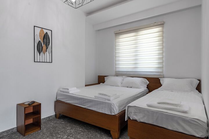 Room 16 of 25