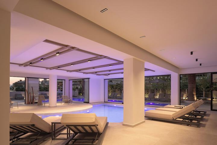 Pool 179 of 357