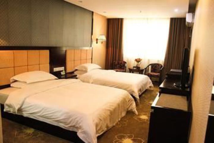 Room 21 of 49