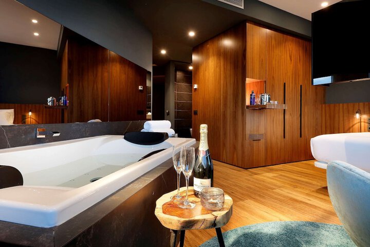 Room 20 of 58