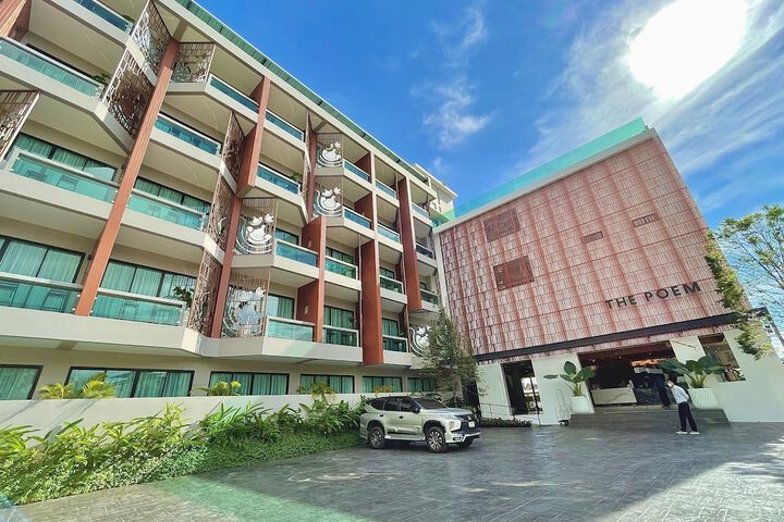 Hotel 67 of 72